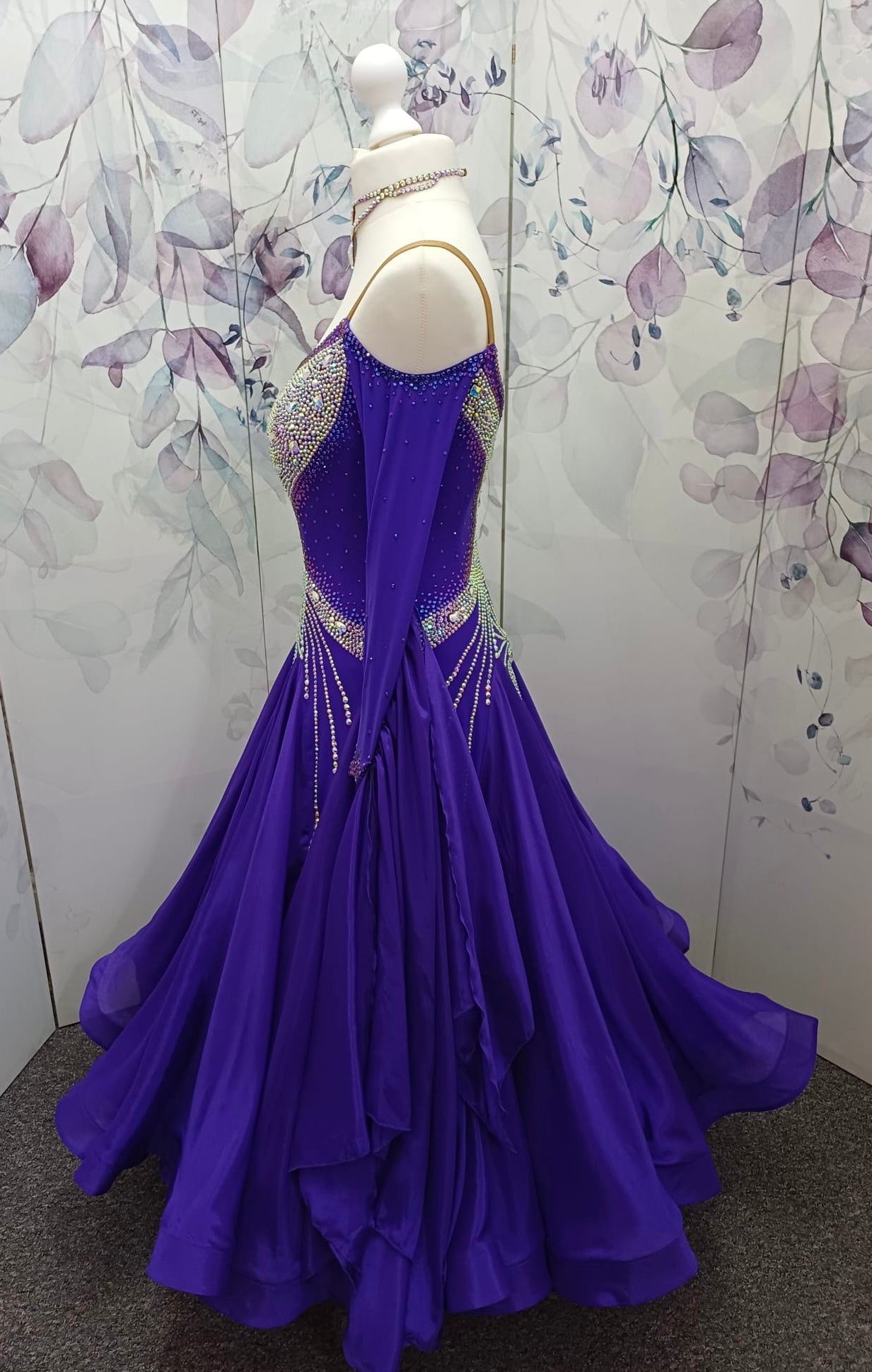 62B TWD ELITE & PETITE New fuller skirts. Purple Competition Ballroom/Sequence Competition dance dress. Heavily stoned in AB & Purple. Detachable floats.
