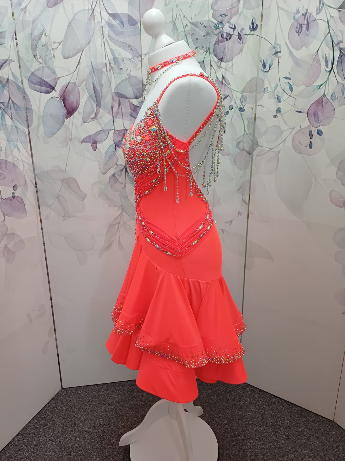 56L TWD ELITE Competition Latin Dance Dress in a beautiful Coral colour. Heavily stoned in AB, Hyacinth & Hyacinth AB. ❤️Showroom Appointments Available❤️