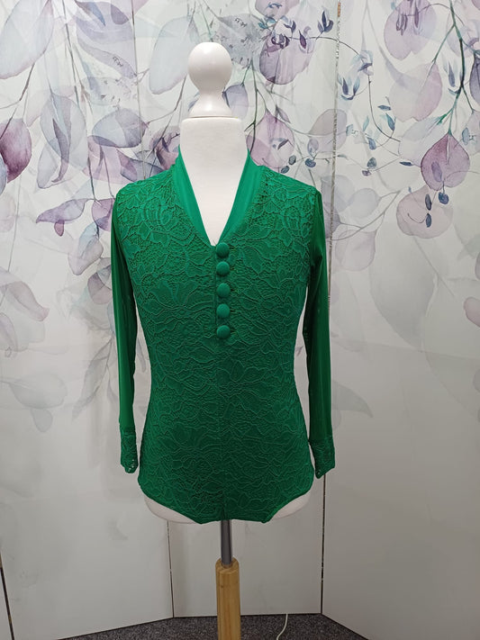 100J Emerald Green 3 Piece, Shoes (Choose between 2 Designs Included with 3 piece). Competition Number Wallet & Decorative Pins & Matching Hair Flower ❤️Everything included in Price when full set purchased❤️