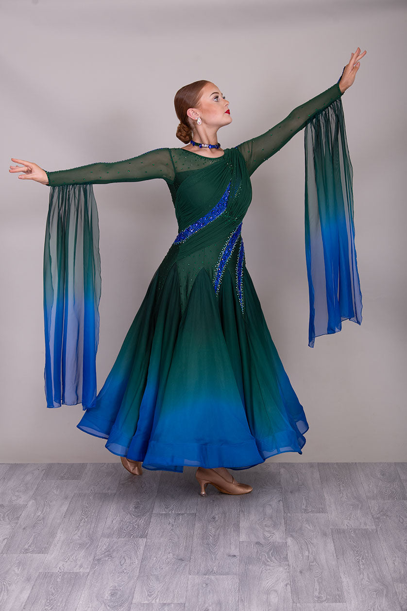 51B TWD “PETITE” Green & Royal Ombre Competition Ballroom Dance Dress. Diagonal Design detail to the Bodice. Stoning in Sapphire & Emerald. ❤️Showroom Appointments Available❤️
