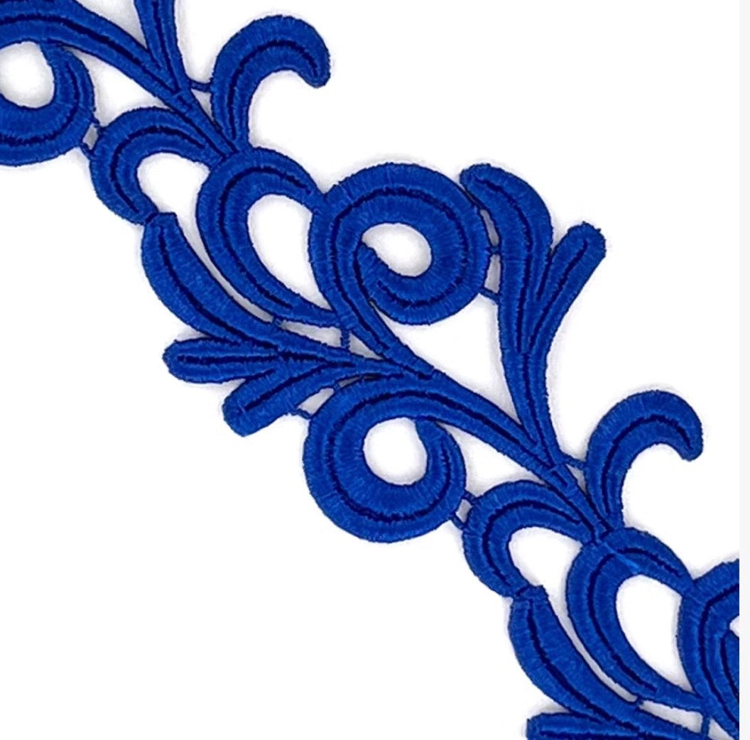 M140 Victoria Lace Ribbon - (Chrissanne Clover) Available while stocks last.