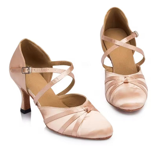 (2) TWD “LULAH” Ballroom Shoes. Flesh & Skin Tone Full Toe Shoe. 7.5cm Heel. Each Pair of Shoes comes Boxed & Includes a “Black Shoe Bag” & a pair of plastic feet protectors for trying the Shoes on for Size, Fit & Comfort.