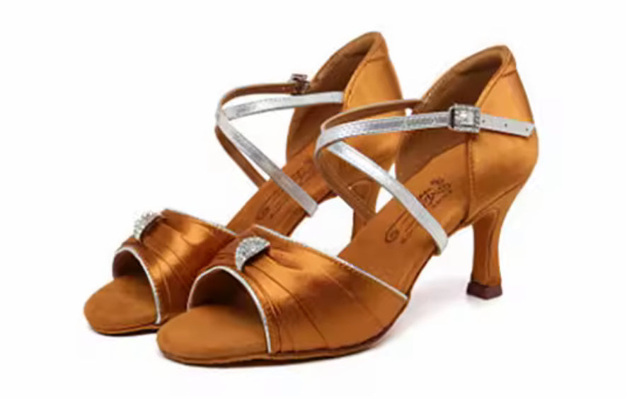 (5) TWD “LULAH” Latin Shoes. White with Gold Straps 5.5cm Heel & Tan & Silver 7.5cm Heel both with Diamanté Buckle.  Each Pair of Shoes Boxed comes with “Black Shoe Bag” & pair of plastic feet protectors for trying shoes.