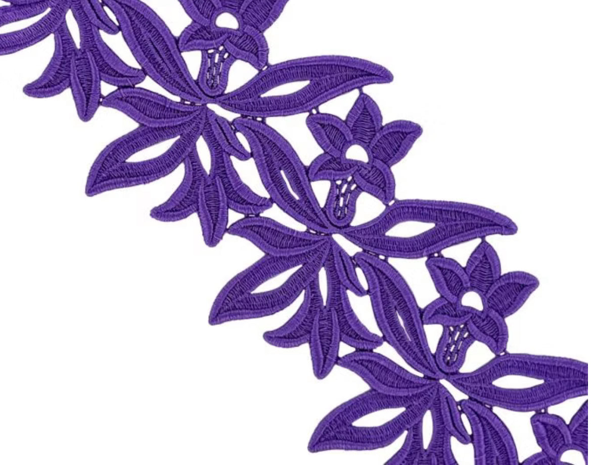 Amelia Lace Ribbon (M106)
