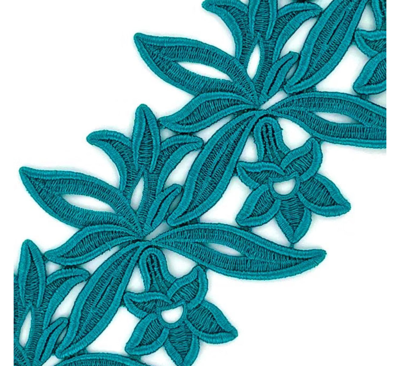 Amelia Lace Ribbon (M106)